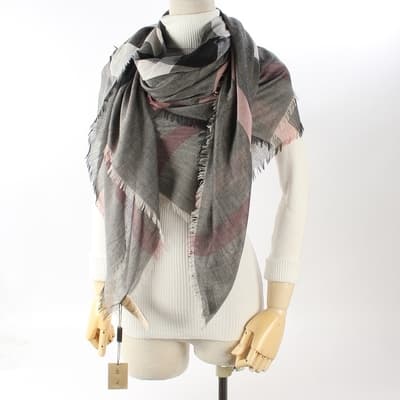 時時樂BURBERRY 經典格紋莫代爾羊毛混紡輕盈方形圍巾披肩(140X140cm)-玫瑰粉/灰