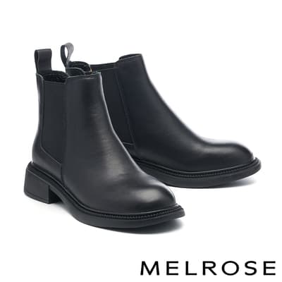 短靴 MELROSE 率性簡約牛皮拼接彈力布粗低跟短靴－黑