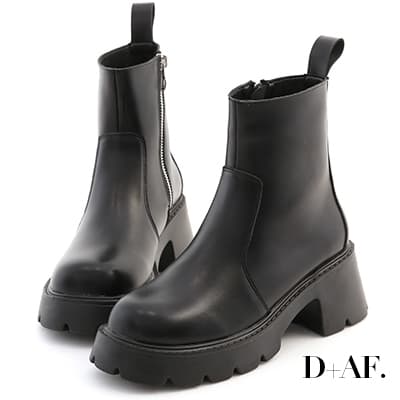 D+AF 秋冬趨勢．輕量厚底高跟素面短靴＊黑