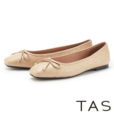 TAS 菱格紋縫線羊皮平底鞋 裸色