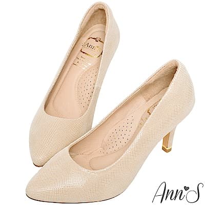 Ann’S成熟氣質3D氣墊細緻蛇紋羊皮尖頭高跟鞋-杏